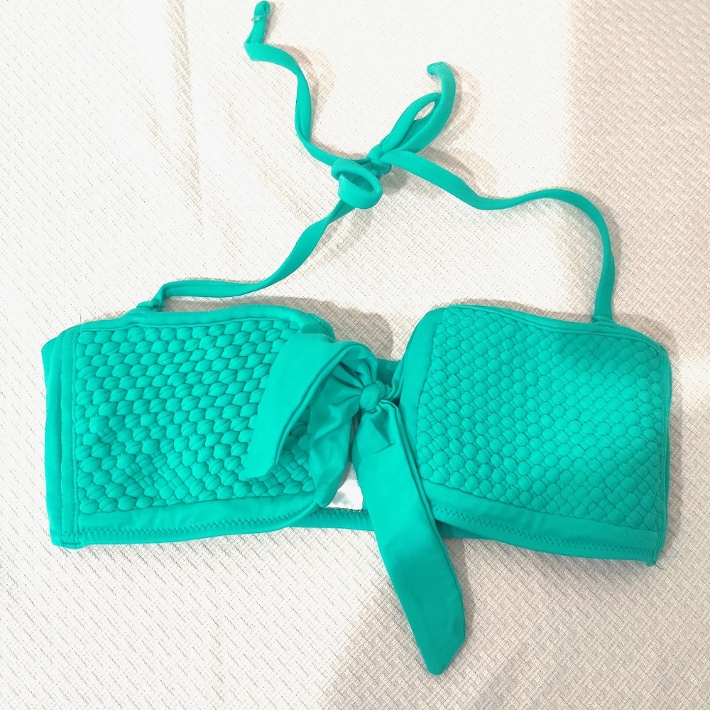 asos bright turquoise size 4 swim top